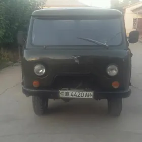 UAZ 452 1984