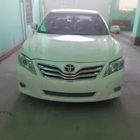 Toyota Camry 2011