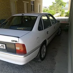 Opel Vectra 1989