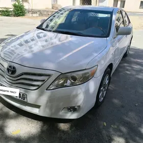 Toyota Camry 2011