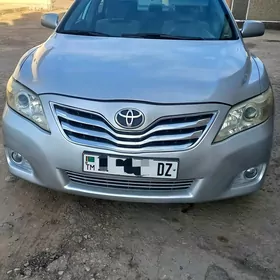 Toyota Camry 2010