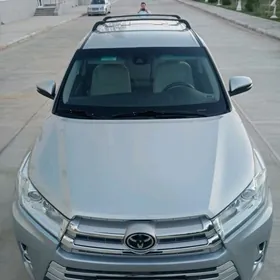 Toyota Highlander 2019