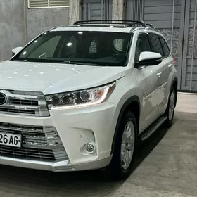 Toyota Highlander 2018