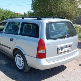 Opel Astra 2000