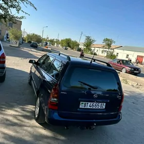 Opel Astra 2000