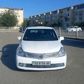 Nissan Versa 2010