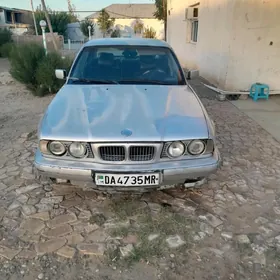 BMW 525 1990