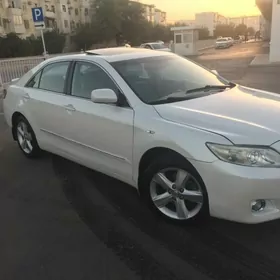 Toyota Camry 2010