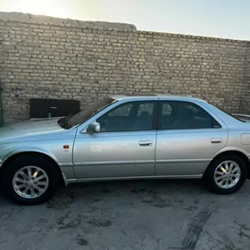 Toyota Camry 2001