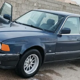 BMW 730 1990