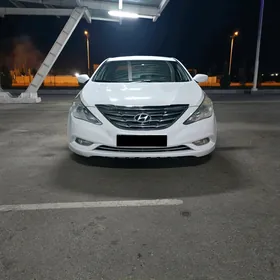 Hyundai Sonata 2011