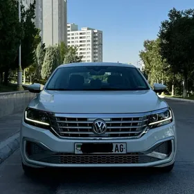 Volkswagen Passat 2020