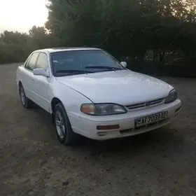 Toyota Camry 1993