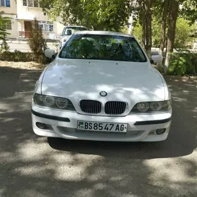 BMW E39 2000