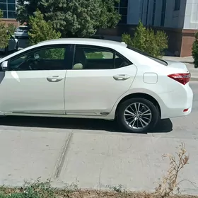 Toyota Corolla 2015