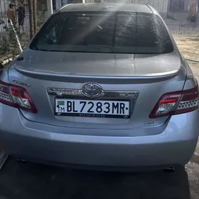 Toyota Camry 2011