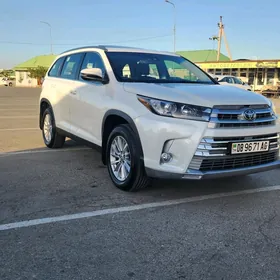 Toyota Highlander 2019