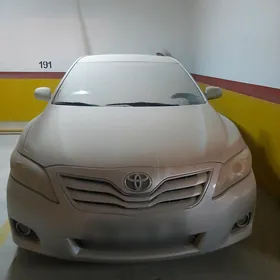 Toyota Camry 2011