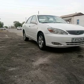 Toyota Camry 2004