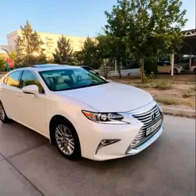 Lexus ES 350 2016