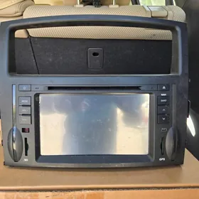 Mitsubishi Pajero monitor