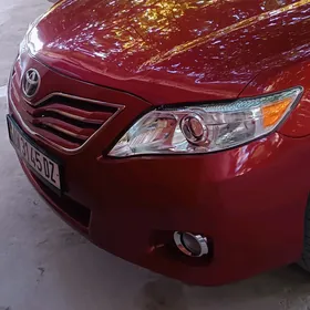 Toyota Camry 2010