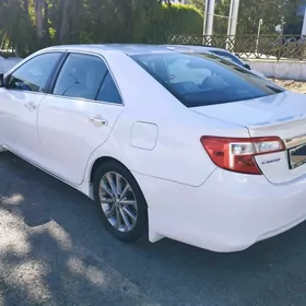 Toyota Camry 2013