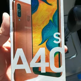 Samsung A40S