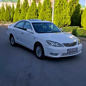 Toyota Camry 2005