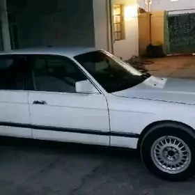 BMW 7 Series 1993