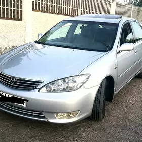 Toyota Camry 2003