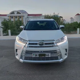 Toyota Highlander 2018