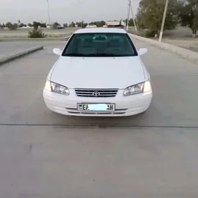 Toyota Camry 1998