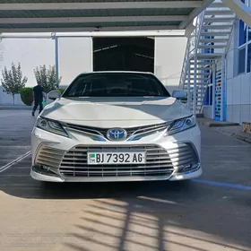 Toyota Camry 2023