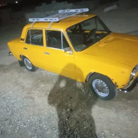 Lada 2104 1985