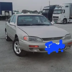 Toyota Camry 1995