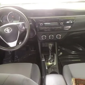 Toyota Corolla 2015