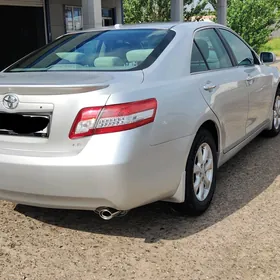 Toyota Camry 2010