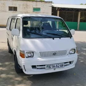 Toyota Hiace 2002