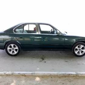 BMW 525 1990