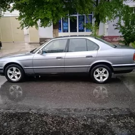 BMW 525 1992