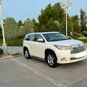 Toyota Highlander 2016