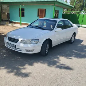 Toyota Camry 1998