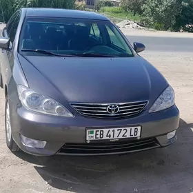 Toyota Camry 2005