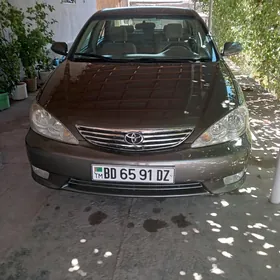 Toyota Camry 2005