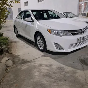 Toyota Camry 2012