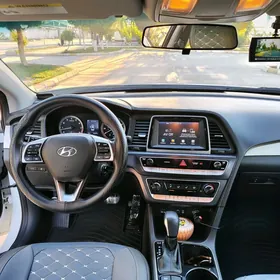 Hyundai Sonata 2018