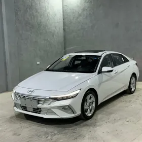 Hyundai Elantra 2024