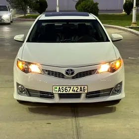 Toyota Camry 2012