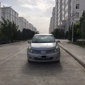 Nissan Versa 2009